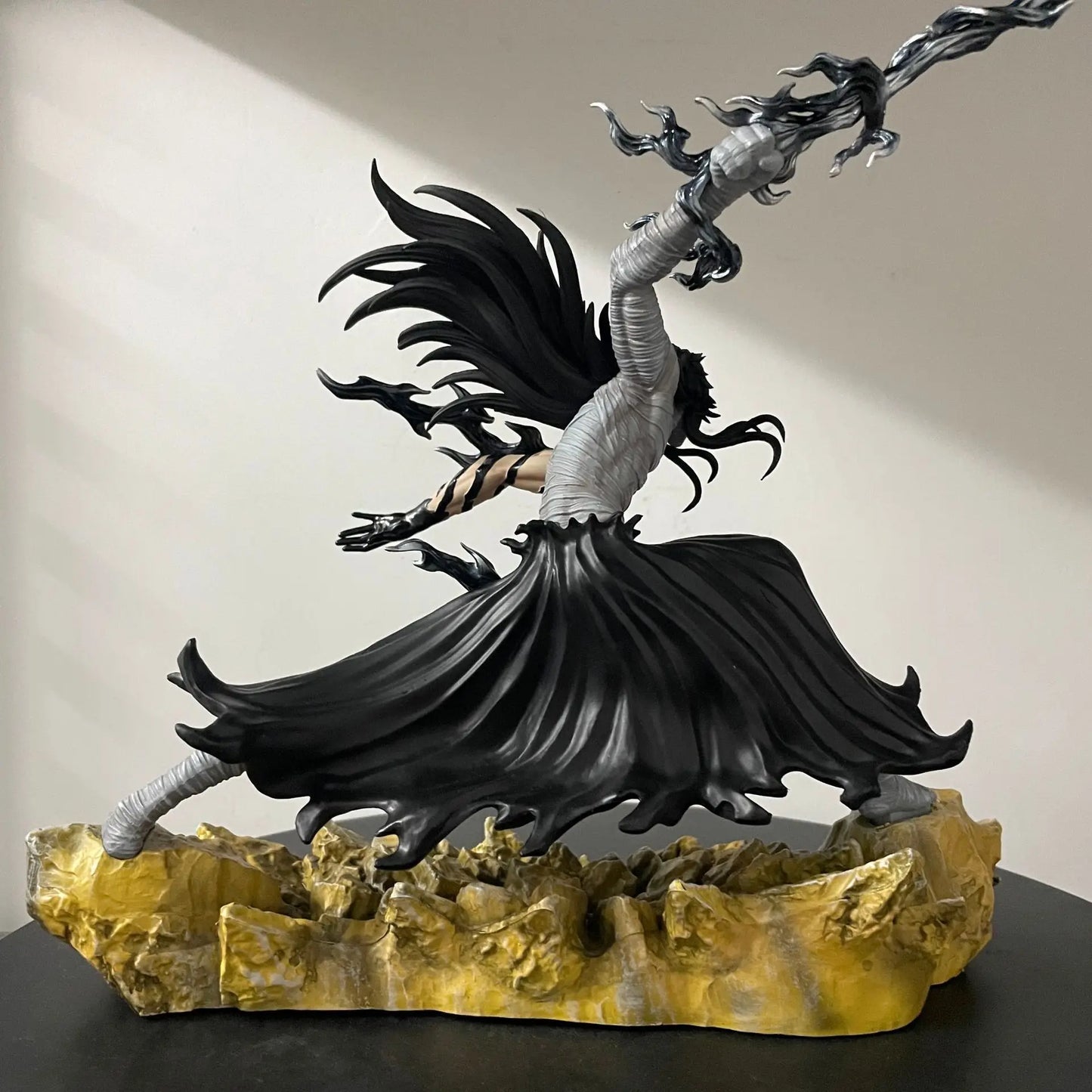 Bleach Anime Figurines Ichigo Kurosaki Final Getsuga Tensho Combat Figure Model Statue 24 CM