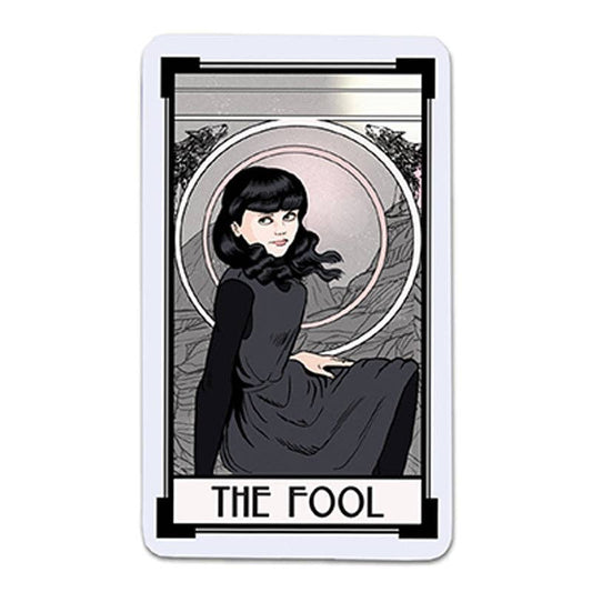 Christina Ricci's Cat Full of Spiders Tarot Deck and Guidebook CLOUDANIMESTUDIO