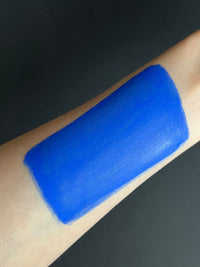 Lapis Blue Water Activated Graphic Liner, Easy To Use And Wash Off