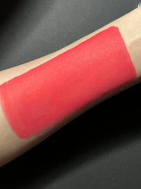Crimson Water Activated Graphic Liner, Easy To Use Wash Off Face And Body Makeup