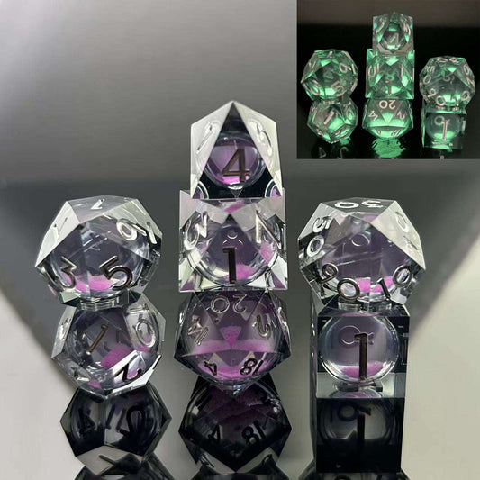 Sharp-Edged Glow in the Dark Liquid Core Dice CLOUDANIMESTUDIO