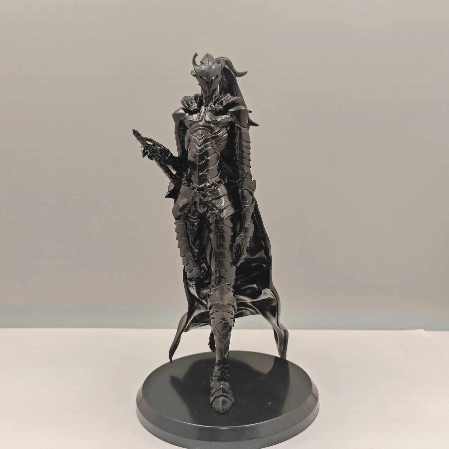 Solo Leveling Blood-Red Commander Igris Figurine, Anime Manwha Action Figure Shadow Monarch 23 CM