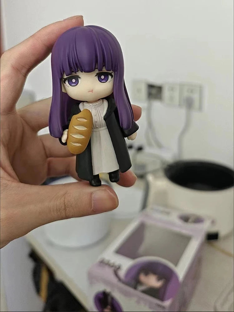 Frieren Action Figure Fern Figurines Beyond Journey's End PVC Collection