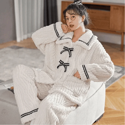 Cute White & Black Pajamas CLOUDANIMESTUDIO