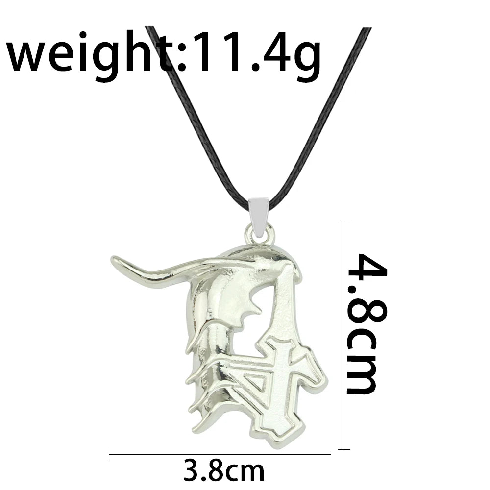 Bleach Ulquiorra Cifer Mask Anime Necklace Fashion Broken Masks Pendant Metal Choker Necklace