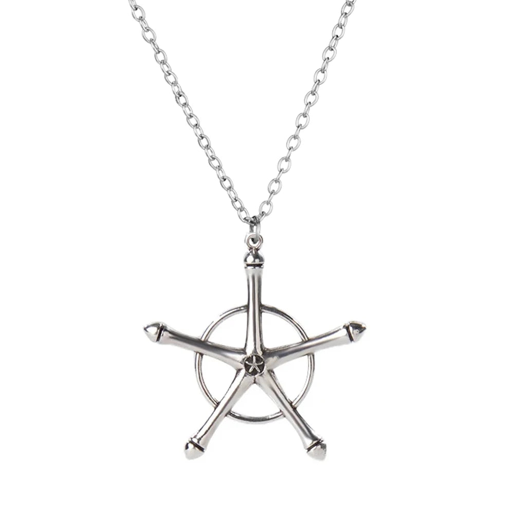 Bleach Ulquiorra Cifer Mask Anime Necklace Fashion Broken Masks Pendant Metal Choker Necklace