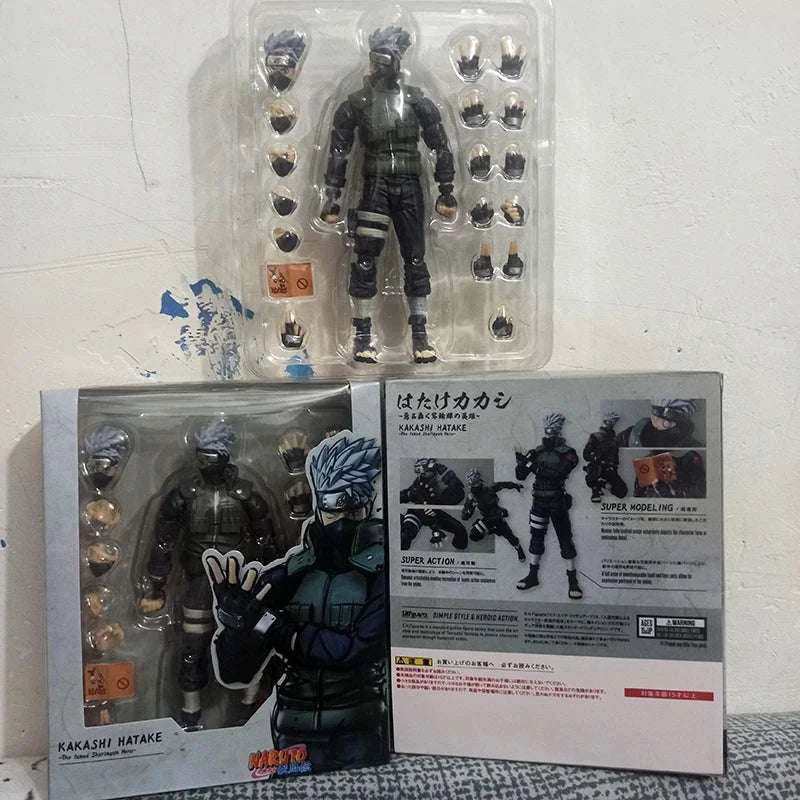 Hatake Kakashi Anime Figure, Naruto Shippuden Action Figurines SHFiguart The Hero of Sharingan 16 CM CLOUDANIMESTUDIO